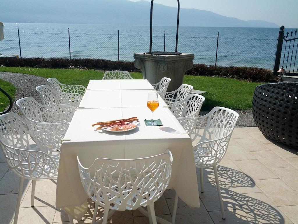Torre Degli Ulivi Bed & Breakfast Тиняле Екстериор снимка