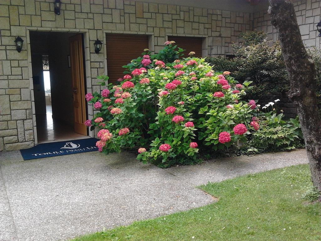 Torre Degli Ulivi Bed & Breakfast Тиняле Екстериор снимка