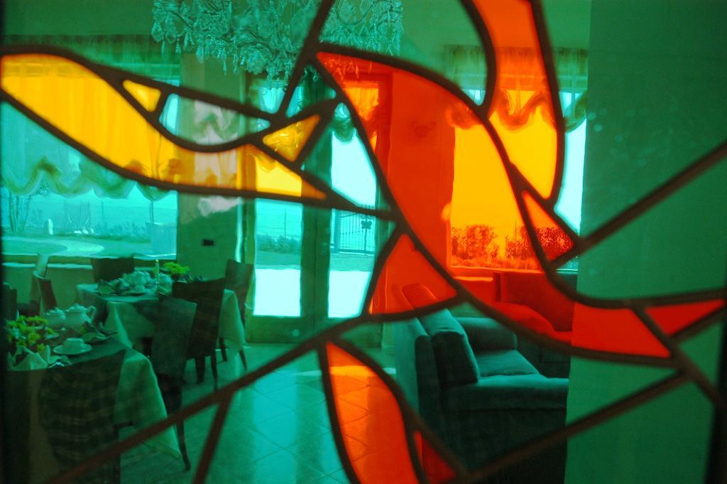Torre Degli Ulivi Bed & Breakfast Тиняле Екстериор снимка